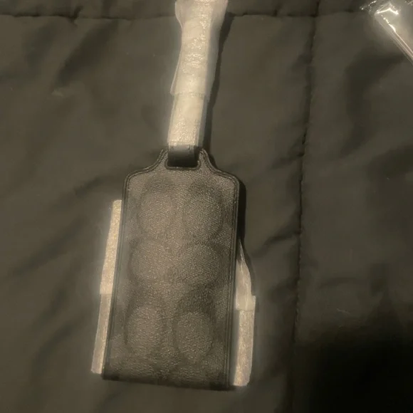 🔥 SOLD 🔥 NWT Black Coach leather luggage tag - Picture 3 of 5